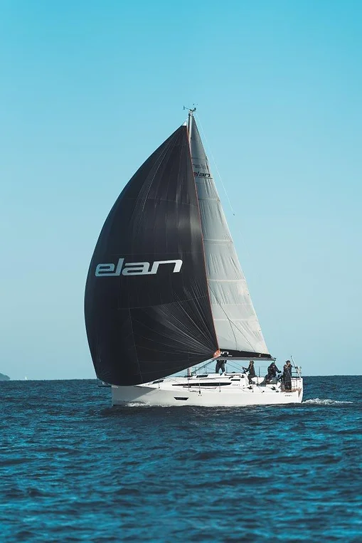 Elan E4